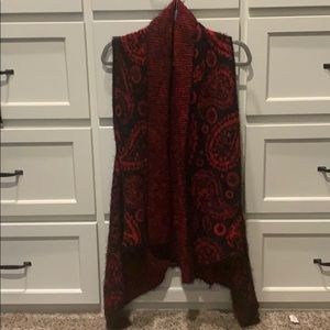 Black and red Sleeveless cardigan